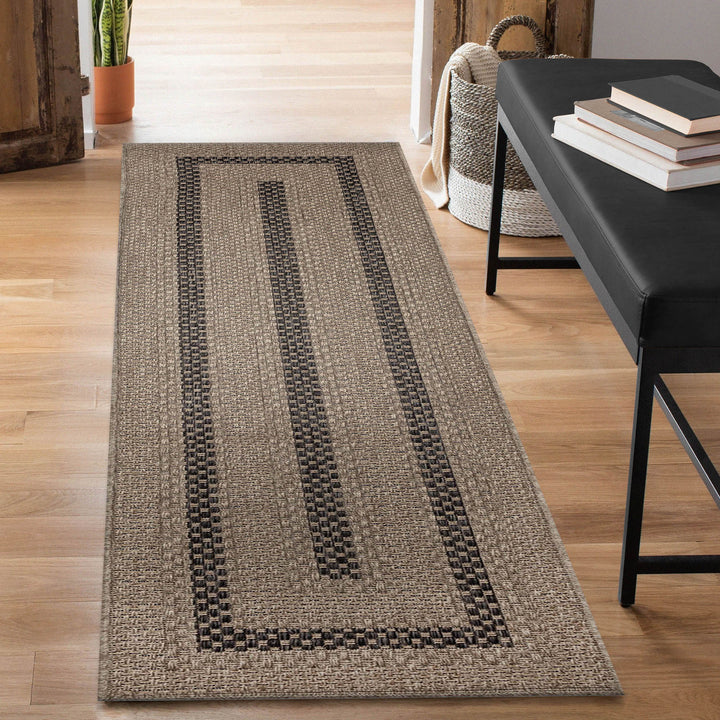 Taupe | 1'11" x 7'6"