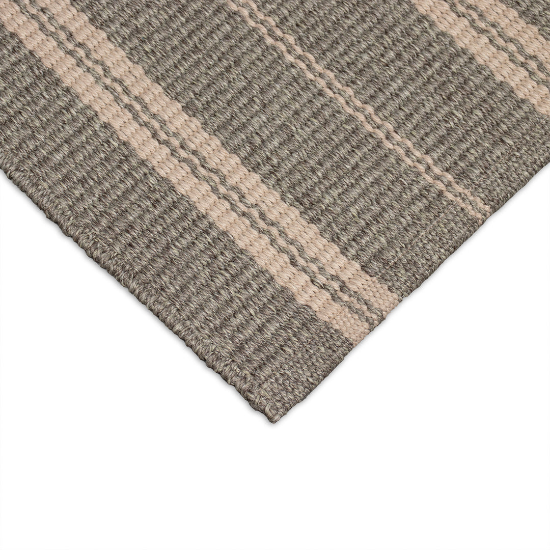 Silver | 7'6" x 9'6"