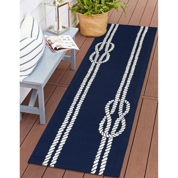 Navy | 2' x 8'