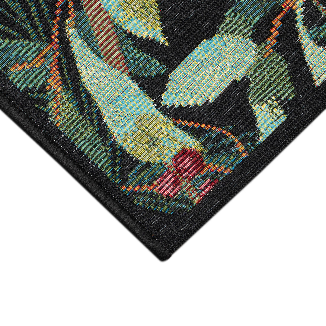 Green | 2'5" x 3'11"
