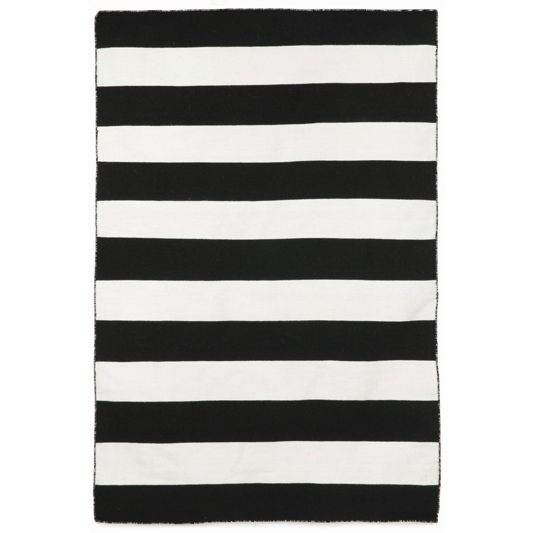 Black | 2' x 3'