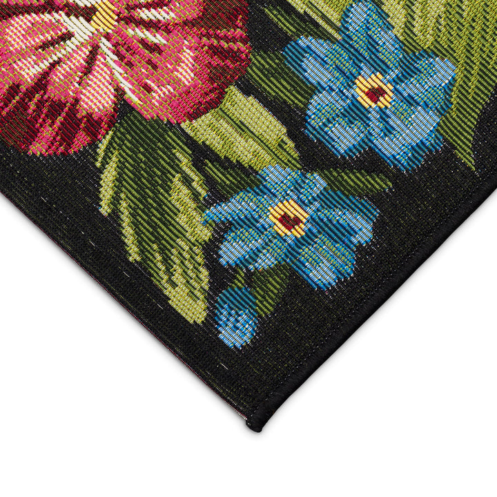 Black | 2'5" x 3'11"