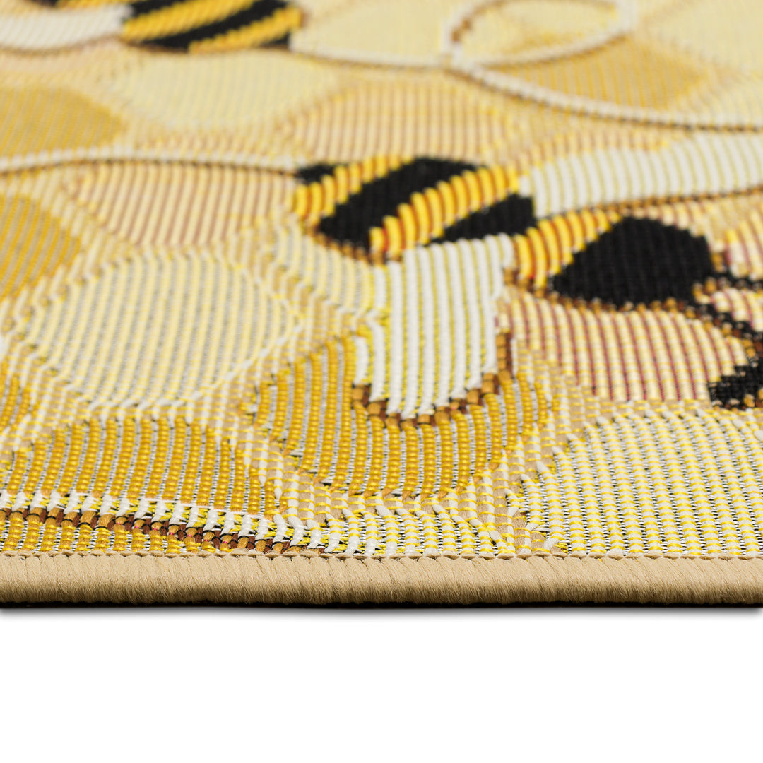 Honey | 2' x 2'10"