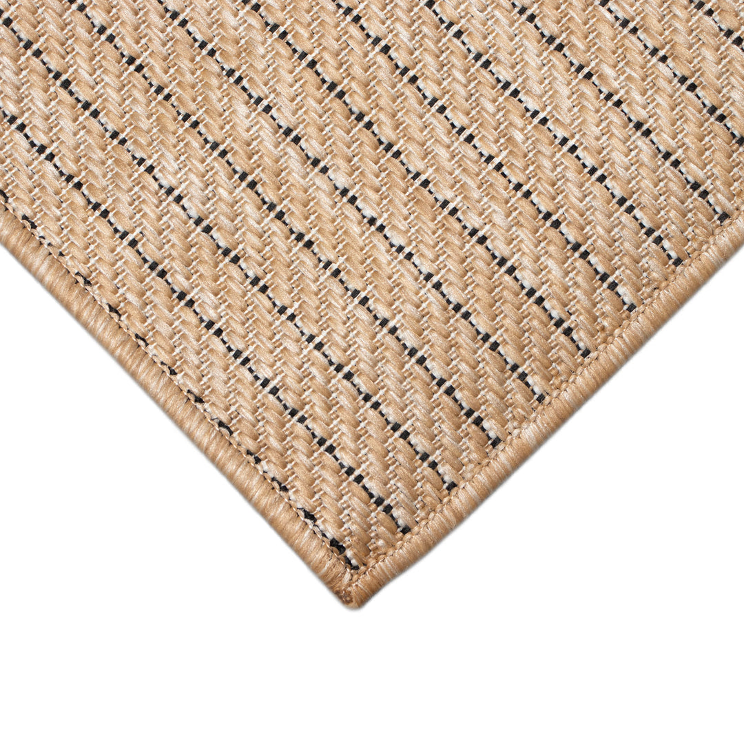 Sand | 1'11" x 7'6"
