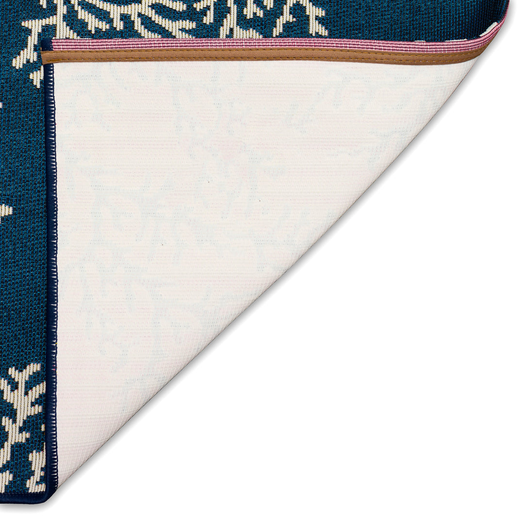 Navy | 2'5" x 3'11"