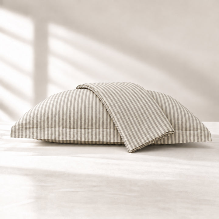 Gray/White | Standard
