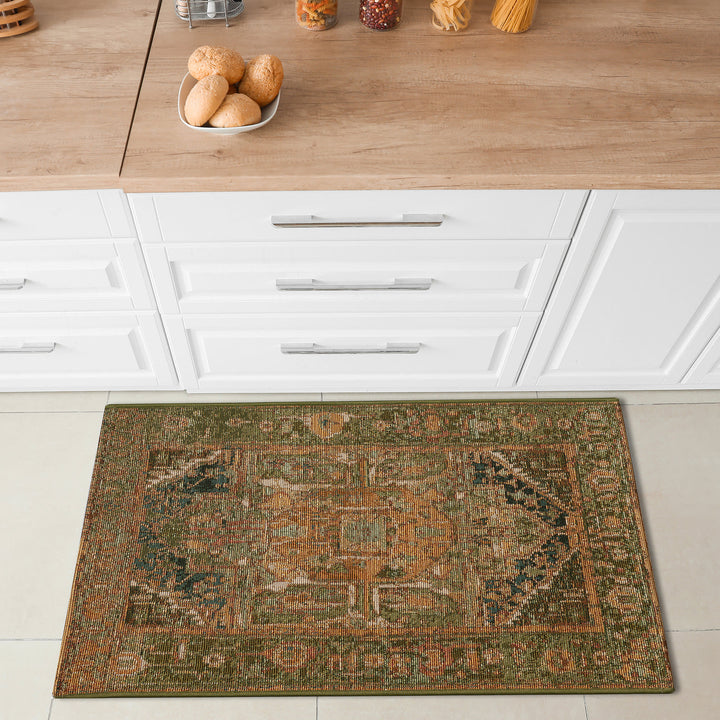 Green | 1'11" x 4'11"