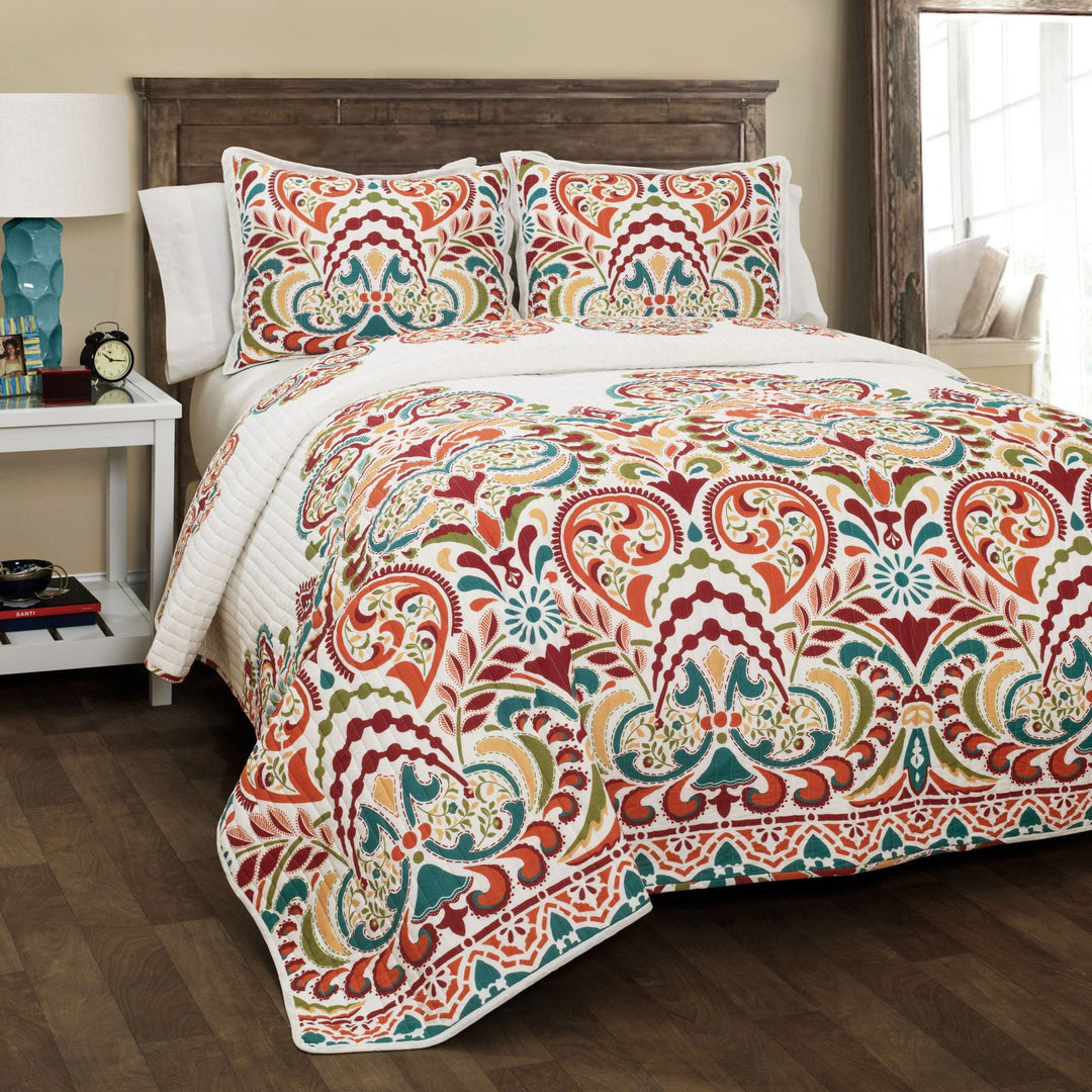 Reversible Quilt Set, Boho Chic Floral Damask Pattern, 3-Piece Set