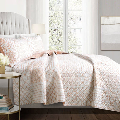 Blush Romance Quilted Blanket NCU0LDH264