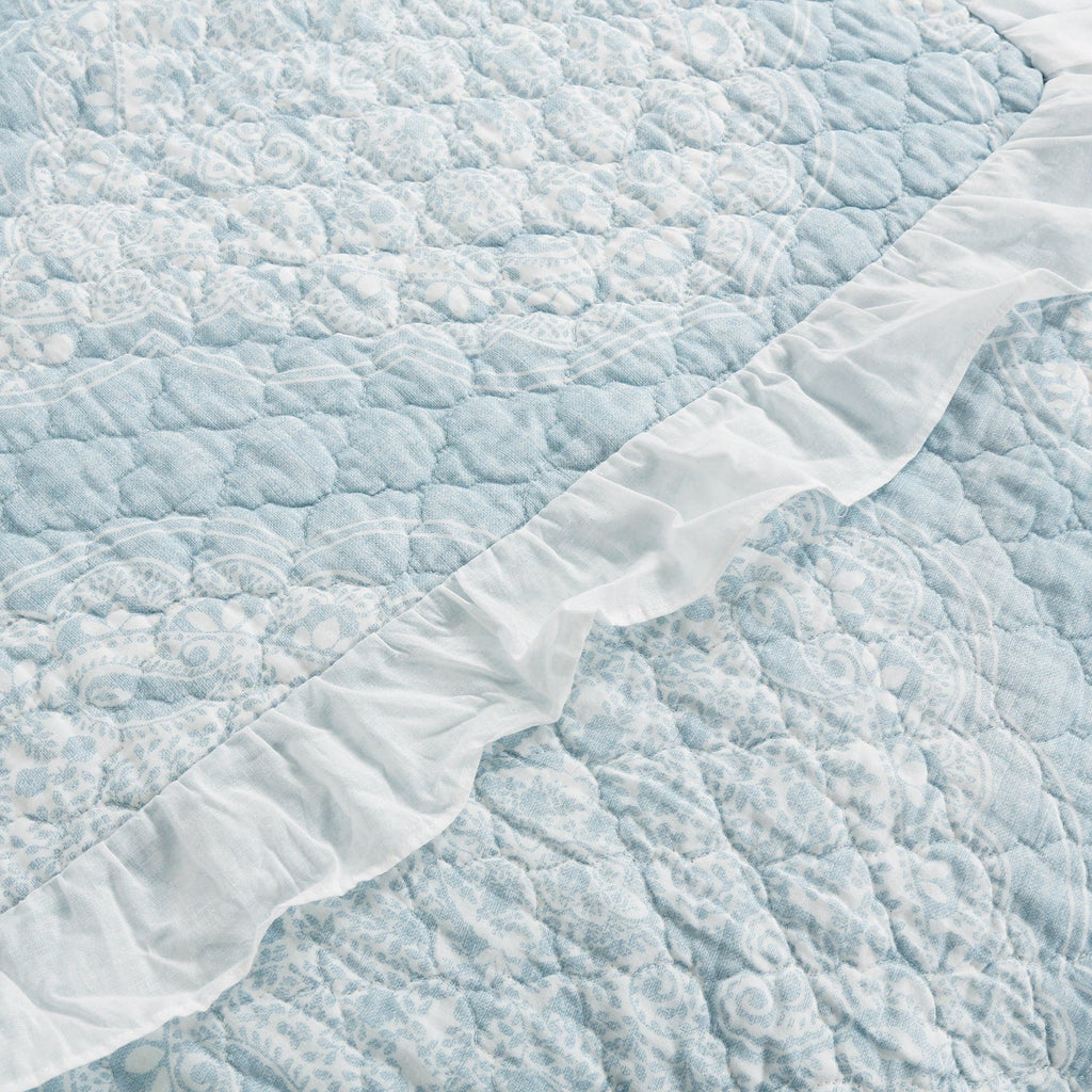 Lucianna Ruffle Edge Cotton Bedspread Set | Lush Decor | www.lushdecor ...
