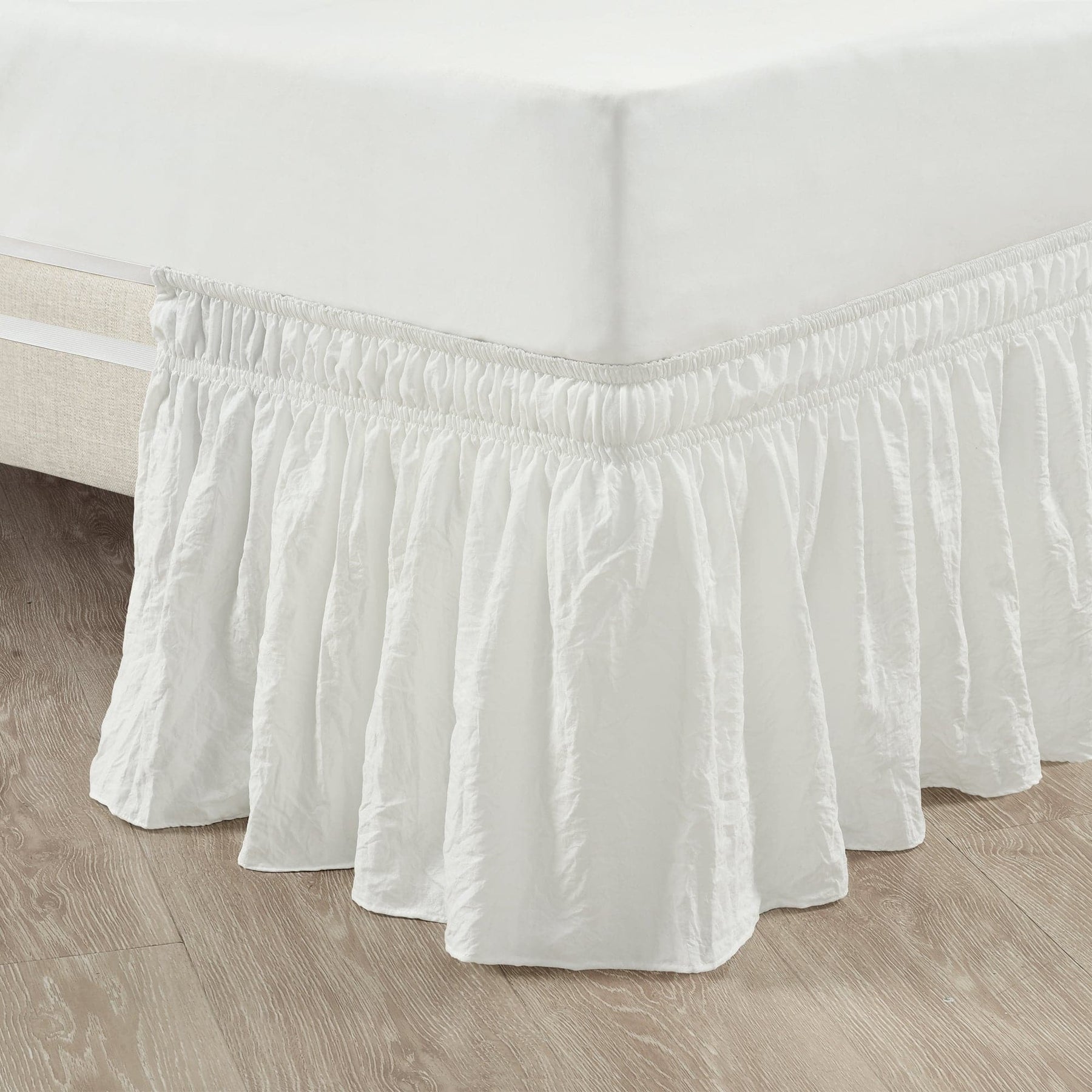  Christmas Bed Skirt Queen Size 16 Inch Drop, Adjustable &  Elastic Wrap Around Bed Skirts Pleated Luxury Dust Ruffles for Twin Full  Queen Cal King Base Bed, Forest Snowy Elk Xmas