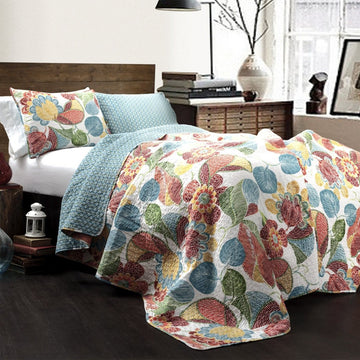 Layla 3 Piece Quilt Set | Lush Decor | www.lushdecor.com – LushDecor