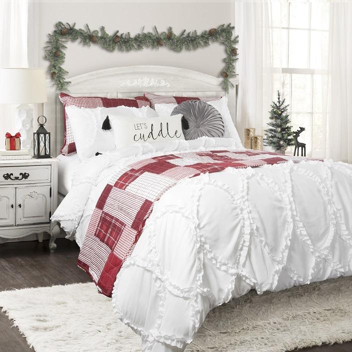 Bedding Bundle: Avon Comforter Set + Greenville Quilt - Full/Queen